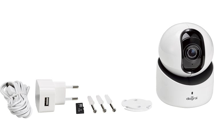 Camera-interieure-motorisee-DIAG23VCF-et-ses-accessoires